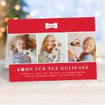 Home for the Holidays Red Pet Dog Photo Collage シーズンカード<br><div class="desc">フェスティバル「Home for the Holidays」のペットをテーマにした折り畳まれたホリデーフォトカードは、友達や家族との共有に新しい友達の毛皮の3つの正方形の写真のコラージュを備えている。文字をパーソナライズカスタムするには、挨拶、姓または家族、名前、年。デザインには可愛い前刷り、犬の骨、赤い背景色（修正可能）が含まれる。</div>