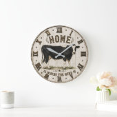 Home Is Where the Herd Is Rustic Cow Farmhouse ラージ壁時計 (ホーム)