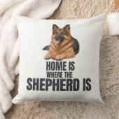 Home Is Where the Shepherd Is Throw Pillow クッション (ブランケット)