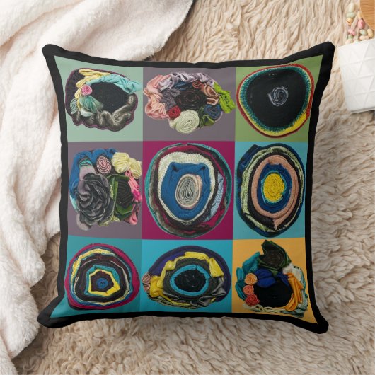 Home & Living > Home Décor > Pillows & Poufs > Thr クッション (ブランケット)