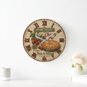 Home Made Cherry Pie Vintage Farmhouse Kitchen  ラージ壁時計 (ホーム)