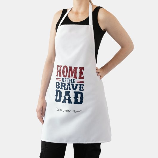 Home of the Brave Dad Apron – BBQ Hero Gift エプロン (インサイチュ)