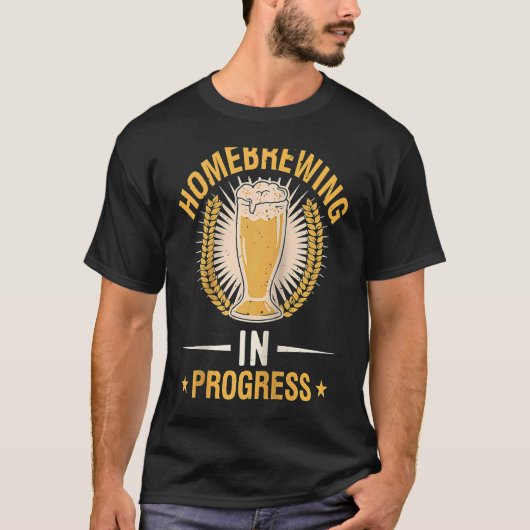 Homebrewing In Progress Beer Brewing Alcohol Drink Tシャツ (正面)