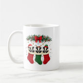 Honey Badger In Christmas Socks Lights Honey Badge コーヒーマグカップ (左)