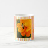 Honey Bee & Golden Cosmos [Classic Mug] コーヒーマグカップ (中央)