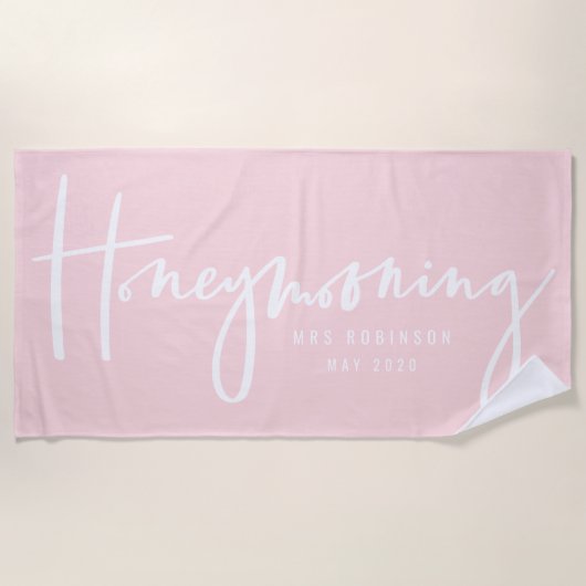 Honeymooning ビーチタオル (正面)