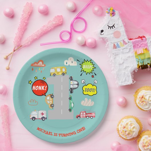 Honk beep toot車の最初の男の子の誕生日 ペーパープレート (パーティー)