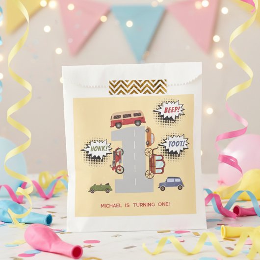 Honk beep toot retro車の最初の男の子の誕生日 フェイバーバッグ