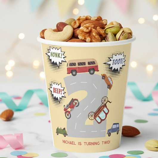 Honk beep toot retro車の2番目の男の子の誕生日 紙コップ