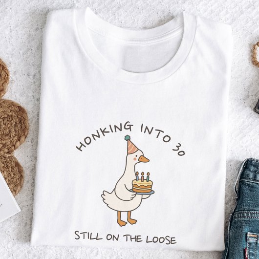 Honking Into Birthday Goose Funny Custom Age Tシャツ