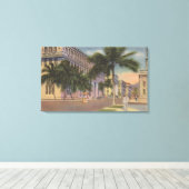 Honolulu, HIView of Bishop St.Honolulu, HI キャンバスプリント (インサイチュ (ウッドフロア))