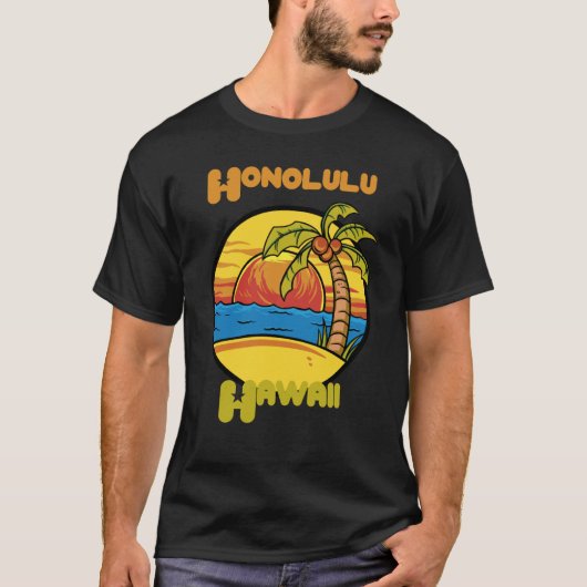 Honolulu Sunset Vacation Hawaii Palm trees Ocean Tシャツ (正面)