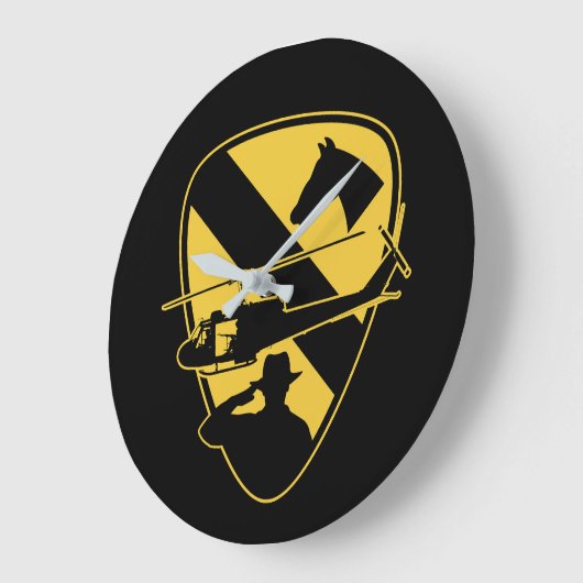 Honor the 1st Cavalry Division ラージ壁時計 (傾斜)
