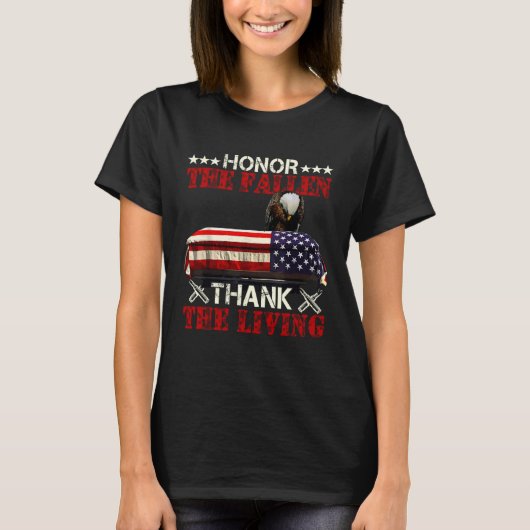 Honor The Fallen Thank Living Veteran Day  4th of  Tシャツ (正面)