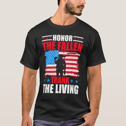 Honor The Fallen Thank The Living Happy Veterans D Tシャツ (正面)