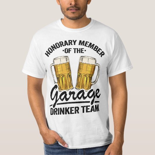 Honorary Member Garage Drinker Team Day Drinking M Tシャツ (正面)
