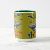 Honoring mighty military olive ツートーンマグカップ (中央)