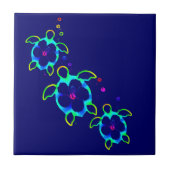 Honuの3匹のタイによって染められるカメ タイル (正面)