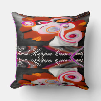"Hood-Hippie Community"  クッション