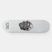 Hooded Skull スケートボード (横)