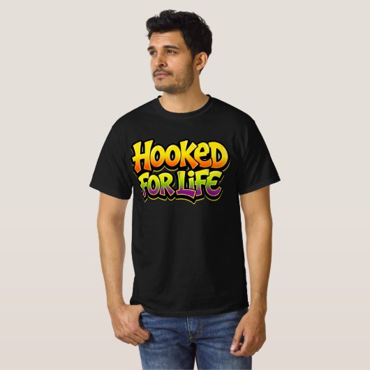 Hooked For Life Rainbow Graffiti Tシャツ (正面フル)