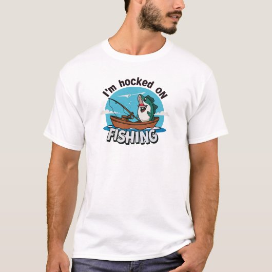Hooked on Fishing Adventure Tシャツ (正面)