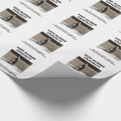 Hop-Along Naveria – 膝の交換まで待つ ラッピングペーパー (角)