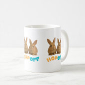 Hop Off Bunny - かわいいおてんばうさぎ コーヒーマグカップ (正面右)