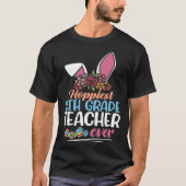 Hoppiest 5th Grade Teacher Ever Bunny Ear Red Plai Tシャツ (正面)
