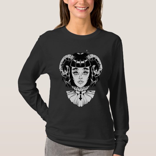 Horned Devil Satanic Halloween Glitch Goth Emo Pun Tシャツ (正面)