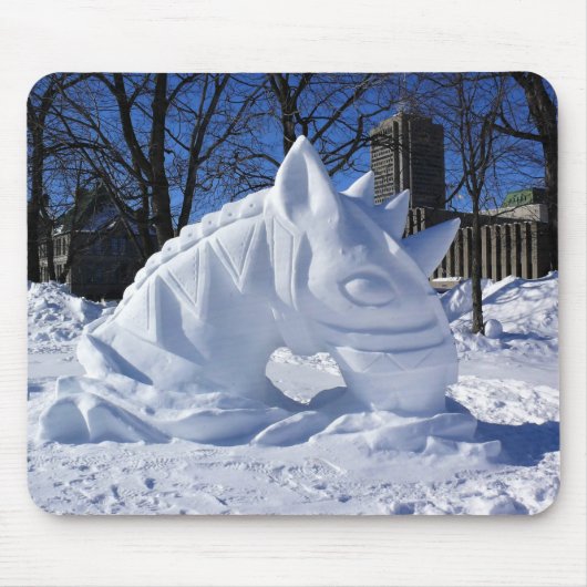 Horse Snow Sculpture（カナダ・ケベック州） マウスパッド (正面)