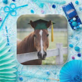 Horse Wearing a Green Graduation Cap ペーパープレート (パーティー)