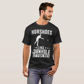 Horseshoes Are For Men Horseshoe Pitching Pitcher Tシャツ (正面フル)