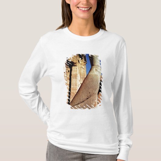 Horusの彫像 Tシャツ (正面)