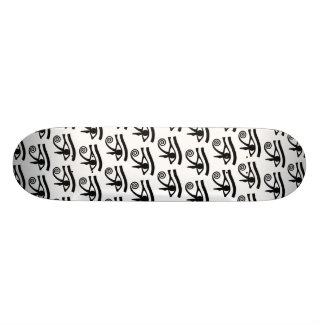 HorusのHieroglyphicパターンのエジプトの目 スケートボード