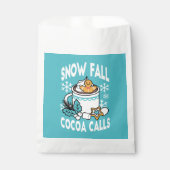 Hot Cocoa and Winter Charm - Snow Fall Cocoa Calls フェイバーバッグ (正面)