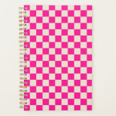 Hot pink and tan checkerboard pattern プランナー手帳 (正面)