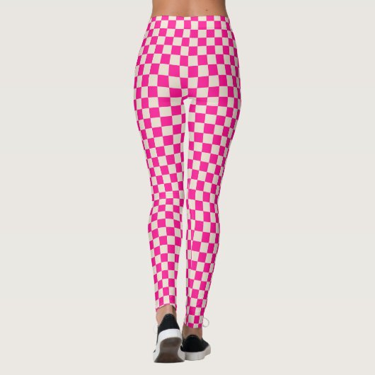 Hot pink and tan checkerboard pattern レギンス (裏面)