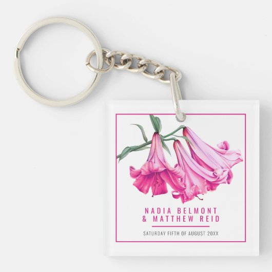 Hot pink lily floral wedding custom guest keepsake キーホルダー (正面)