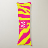 Hot Pink Neon Yellow Zebra Stripe Bold Y2K  ボディピロー (正面縦)