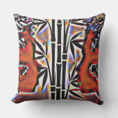 House of Eloise 1913 Throw Pillow アウトドアクッション (正面)