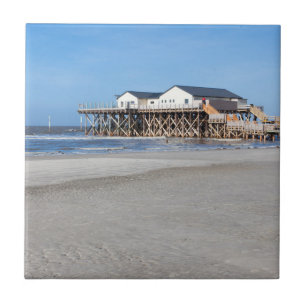 House on stilts at the ビーチof St. Peter Ording タイル