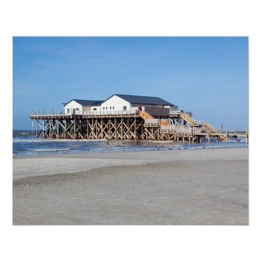House on stilts at the ビーチof St. Peter Ording ポスター (正面)
