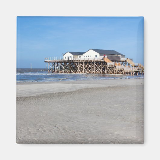 House on stilts at the ビーチof St. Peter Ording マグネット (正面)