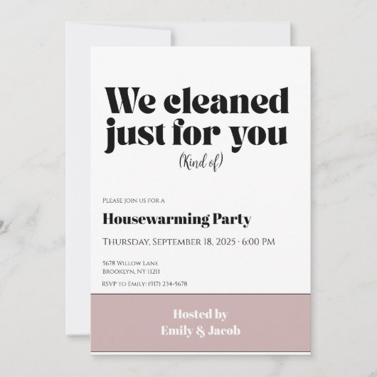 Housewarming Invitation • Funny New Home Party Inv カード (正面)