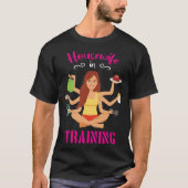 Housewife In Training Graphic Tシャツ (正面)
