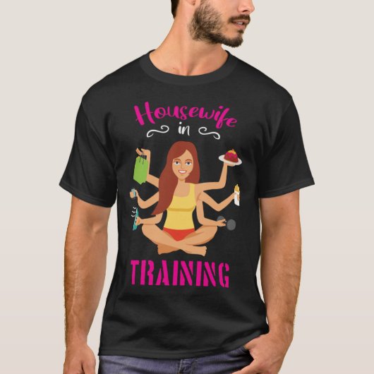 Housewife In Training Graphic Tシャツ (正面)
