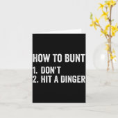 How To Bunt Don't Hit A Dinger Funny Baseball Soft カード (黄色い花)