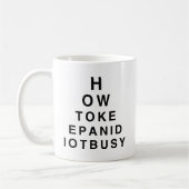 HOW TO KEEP AN IDIOT BUSY.png コーヒーマグカップ (左)
