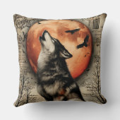 Howl & Hallowed – Beneath the Burning Moon クッション (裏面)